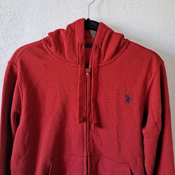 U.S. Polo Assn. Burgundy Zip-Up sweatshirt - Picture 2 of 6